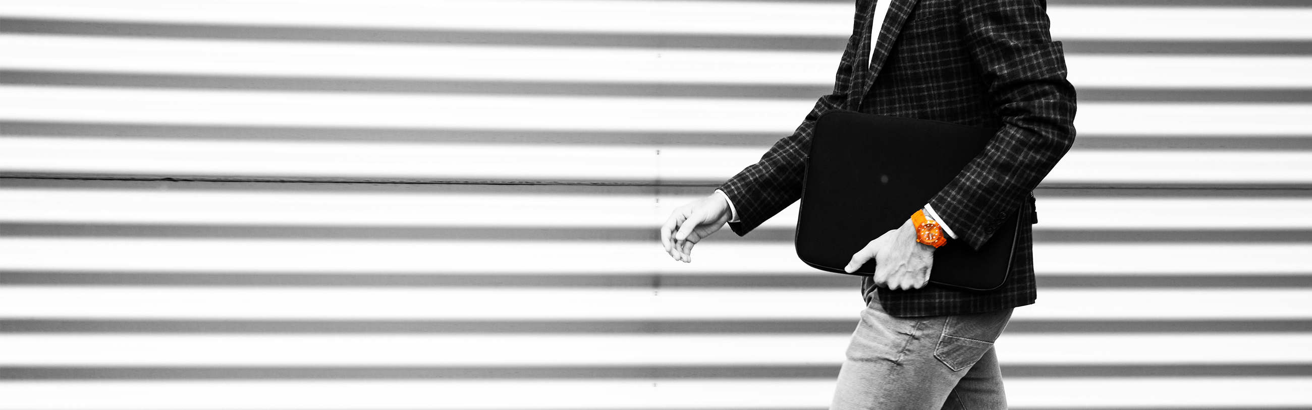 Banner website laptop